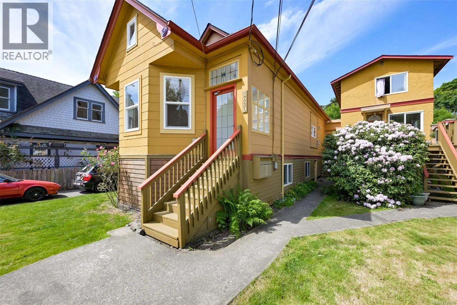 1620 Camosun Street