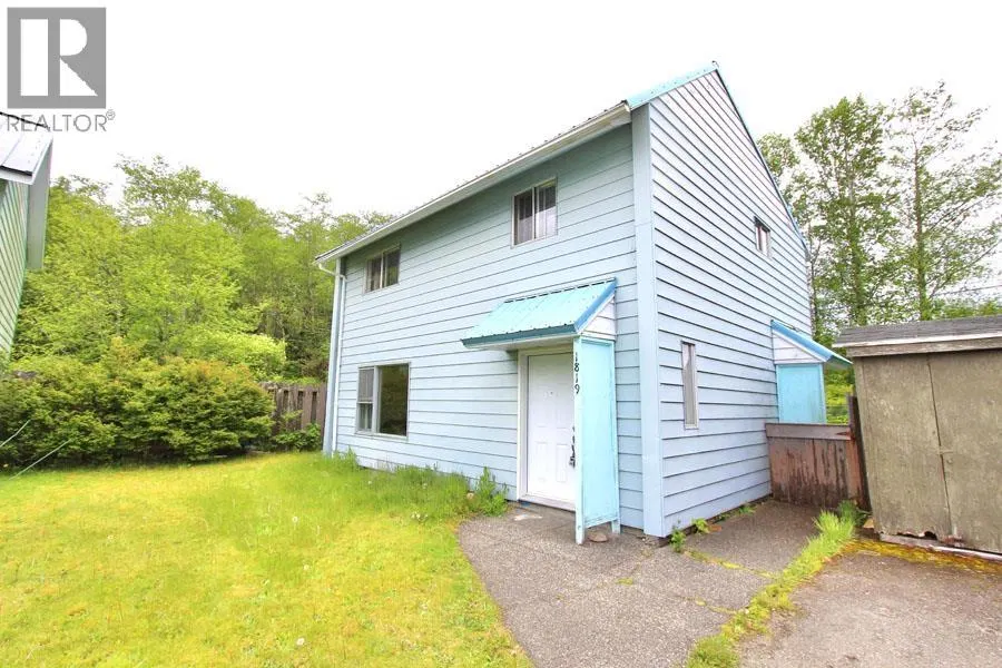 Photo 1 of 29 at 1819 CEDAR Crescent