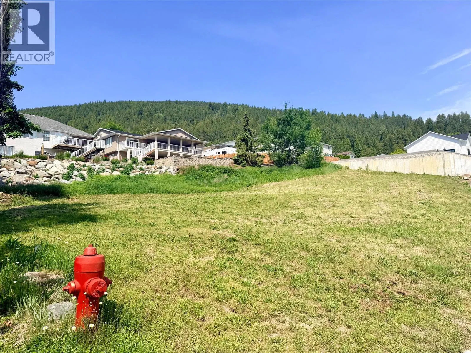 Photo 1 of 10 at 722 Mountain Springs Crescent