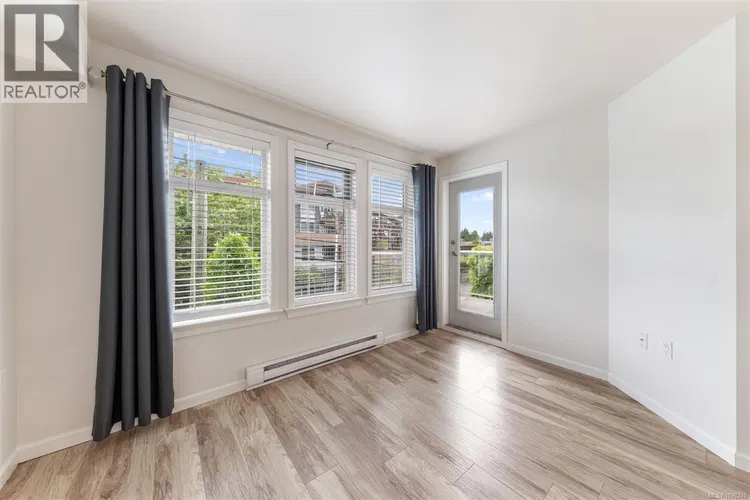 Photo 4 of 30 at #306 – 663 Goldstream Avenue