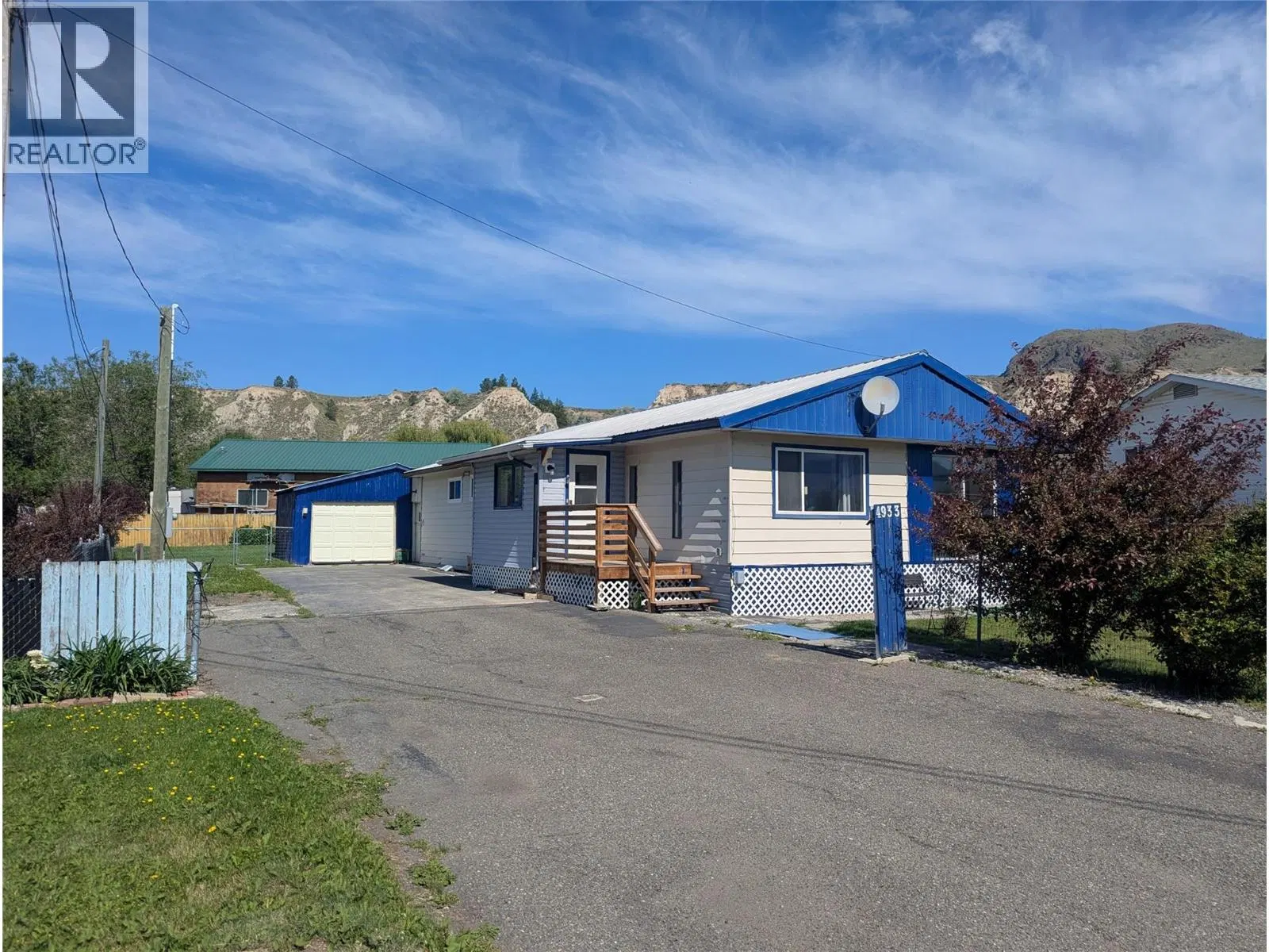 Photo 2 of 32 at 4933 Anker Road