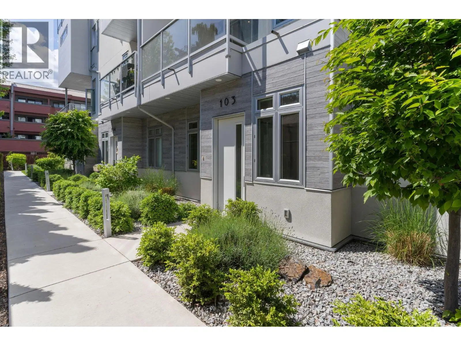 #103 – 222 Lee Avenue