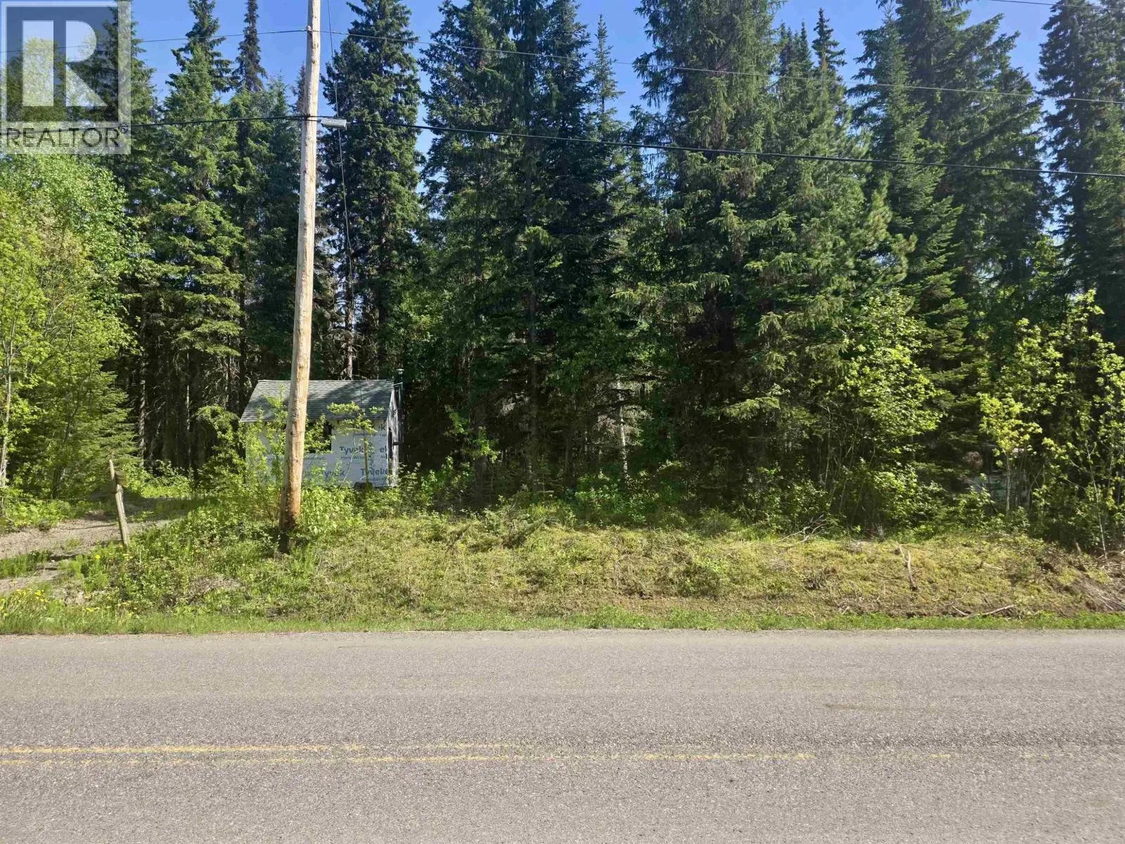 Photo 2 of 12 at 33350 UPPER FRASER Road
