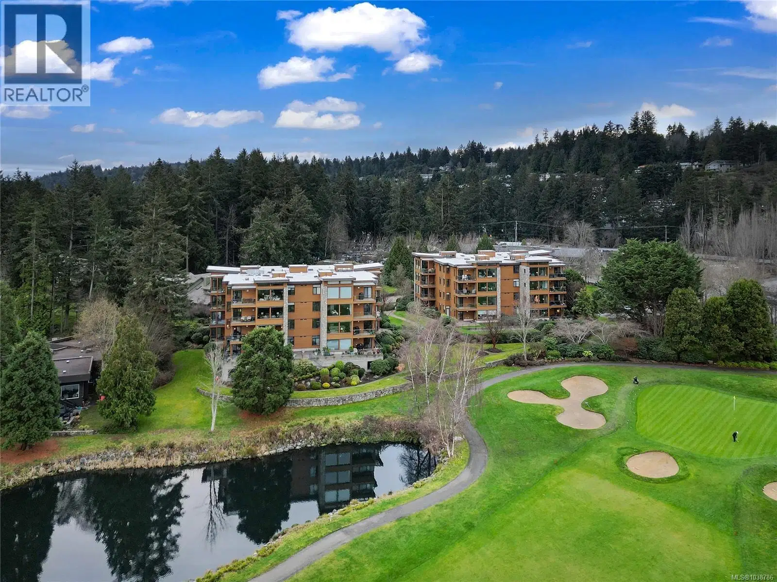 #403 – 5327 Cordova Bay Road
