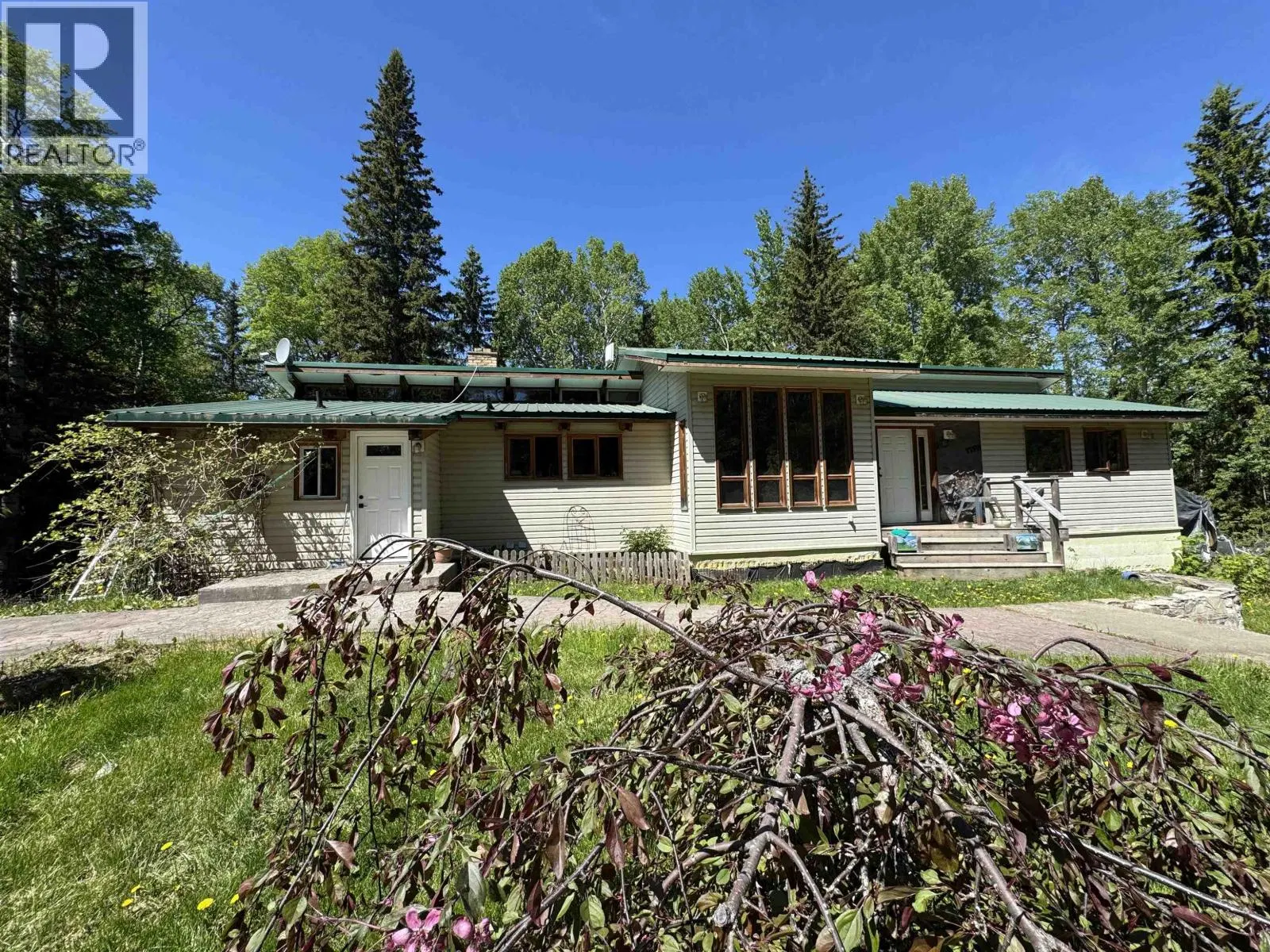 3177 WESTLUND Road