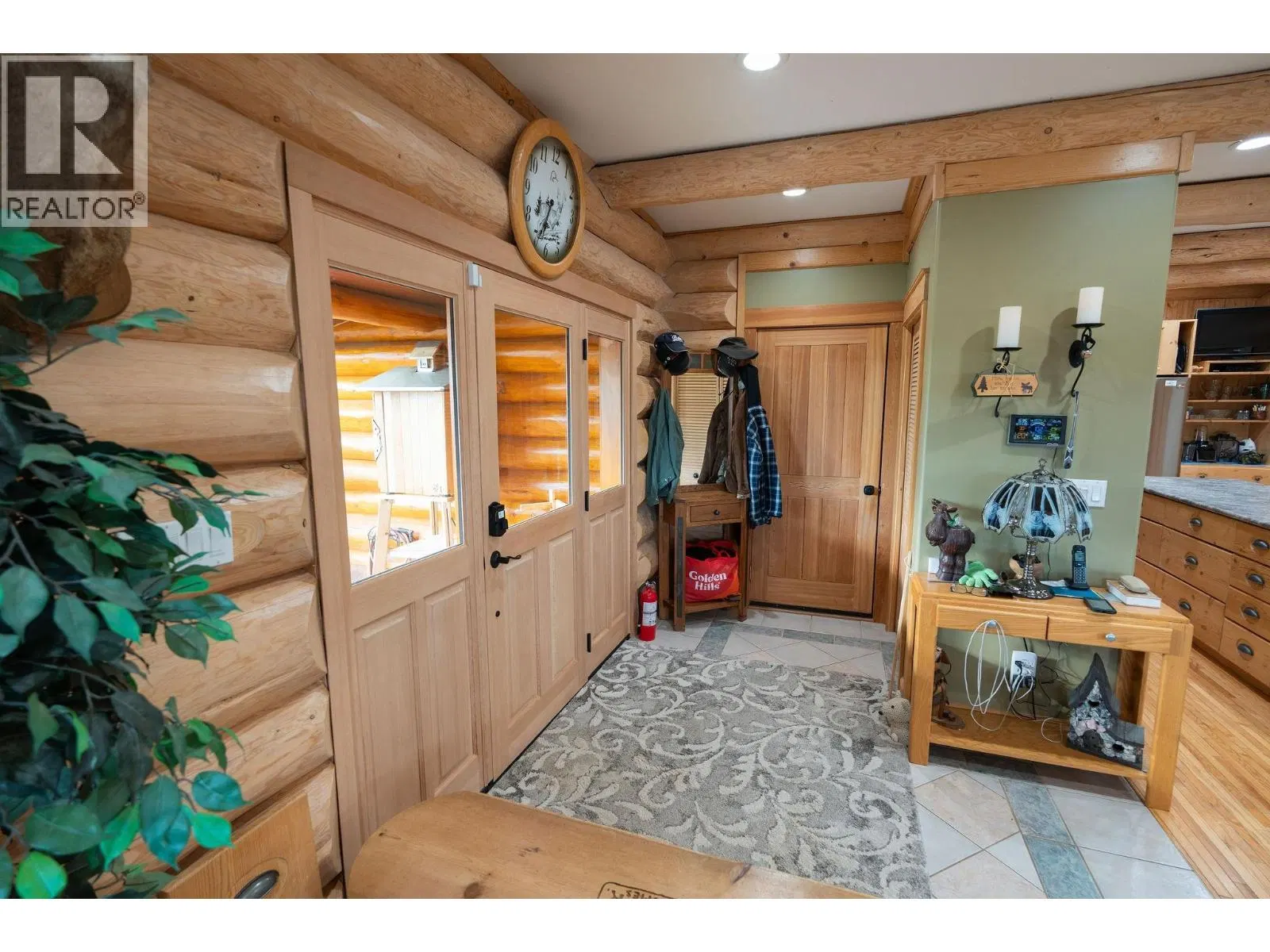 Photo 5 of 39 at 3754 HORSEFLY Road