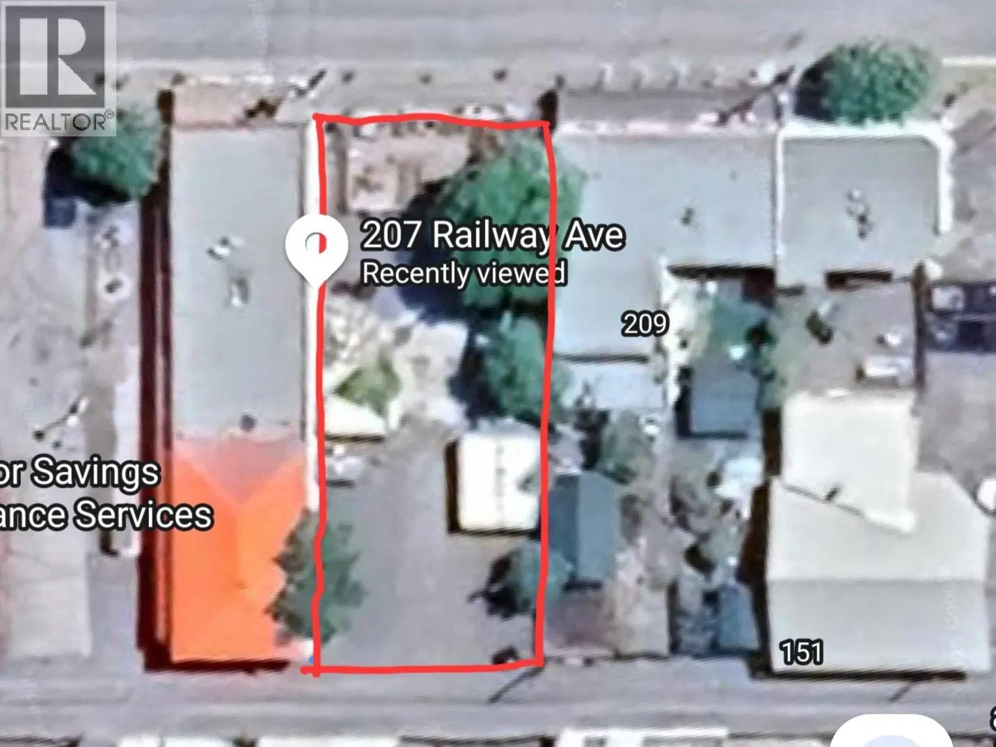 Photo 4 of 4 at 207 RAILWAY Avenue