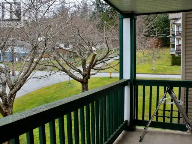 Photo 5 of 32 at Powell River