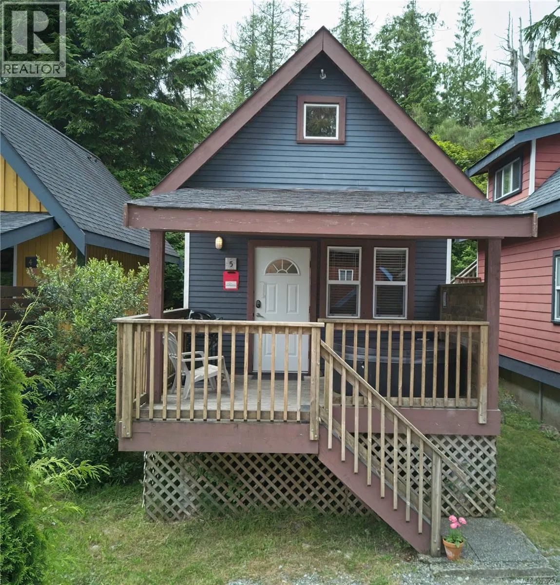 Photo 1 of 14 at #5 – 1028 Tyee Terrace