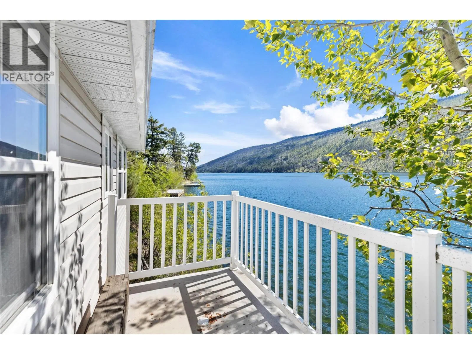 Photo 1 of 20 at 2517 Loon Lake Road