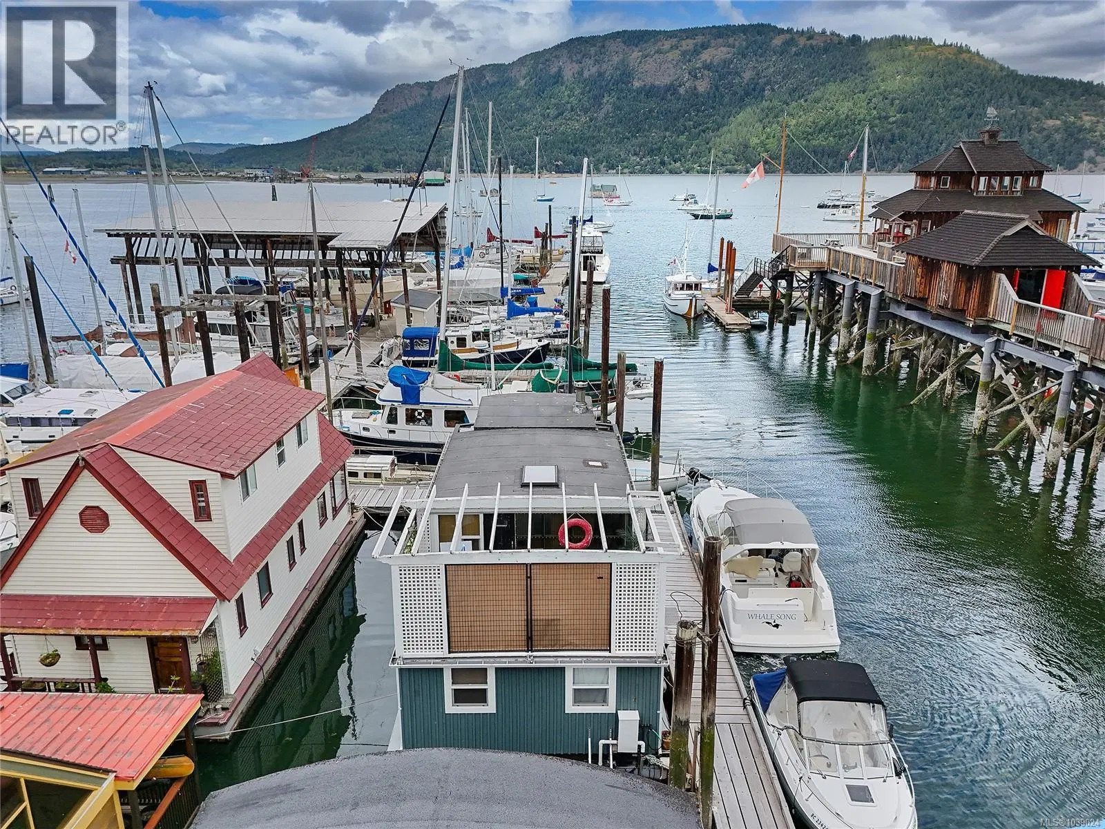 Photo 5 of 32 at #5 – 1765 Cowichan Bay Road
