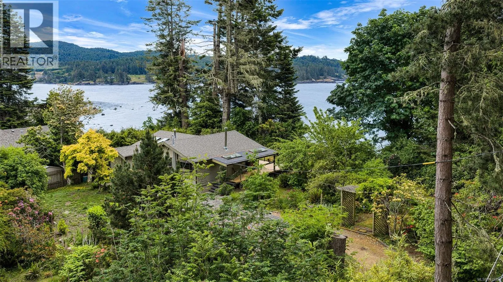 Photo 3 of 22 at B – 7095 Richview Drive