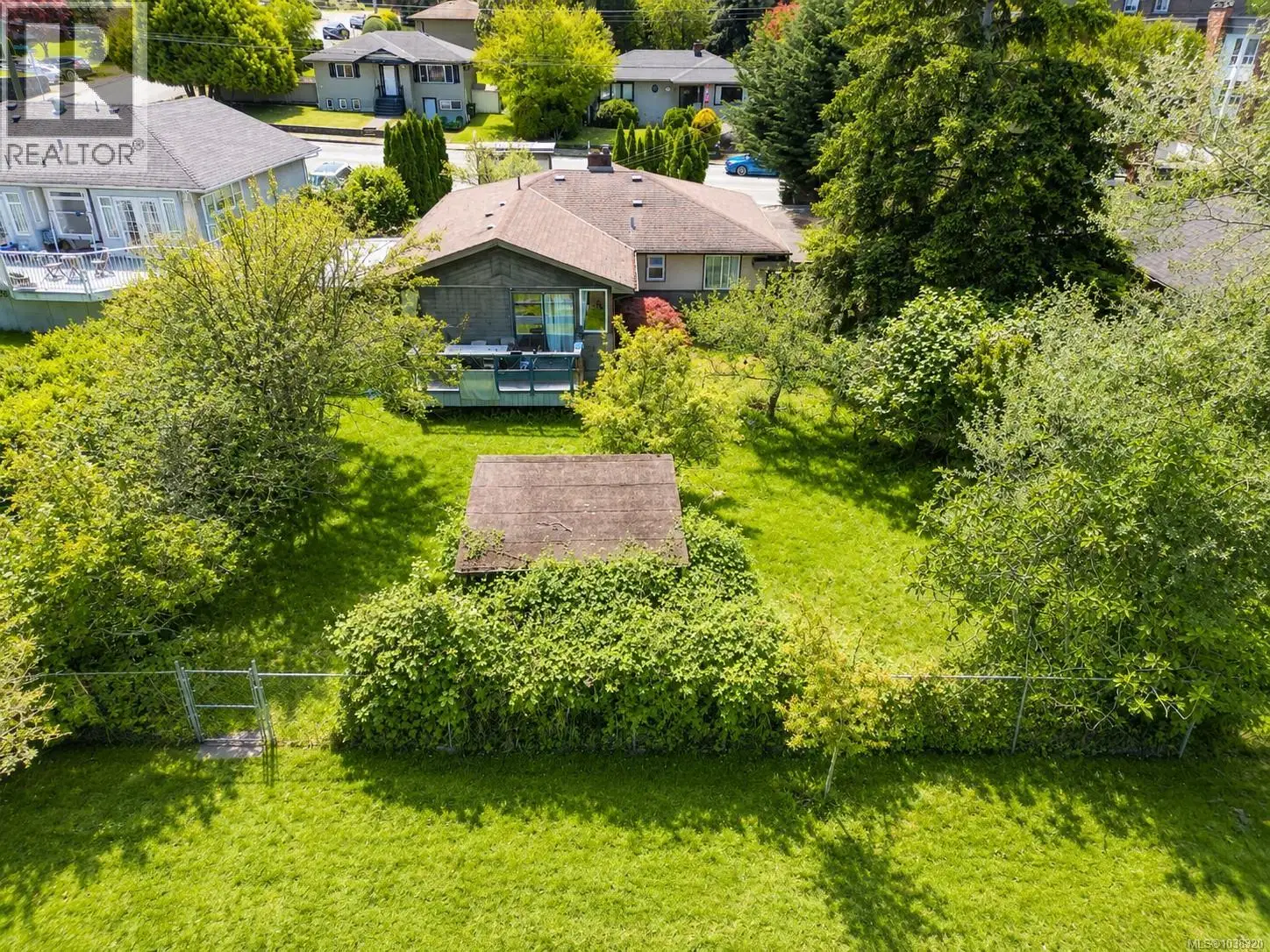 1736 Cedar Hill Cross Road