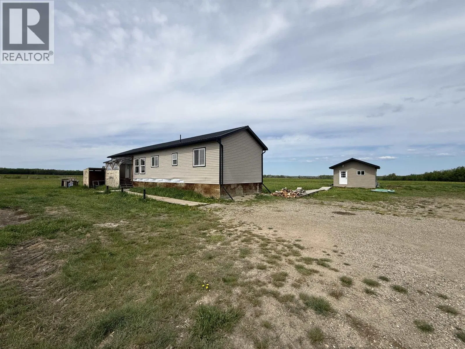 Photo 5 of 27 at 16412 265 Road