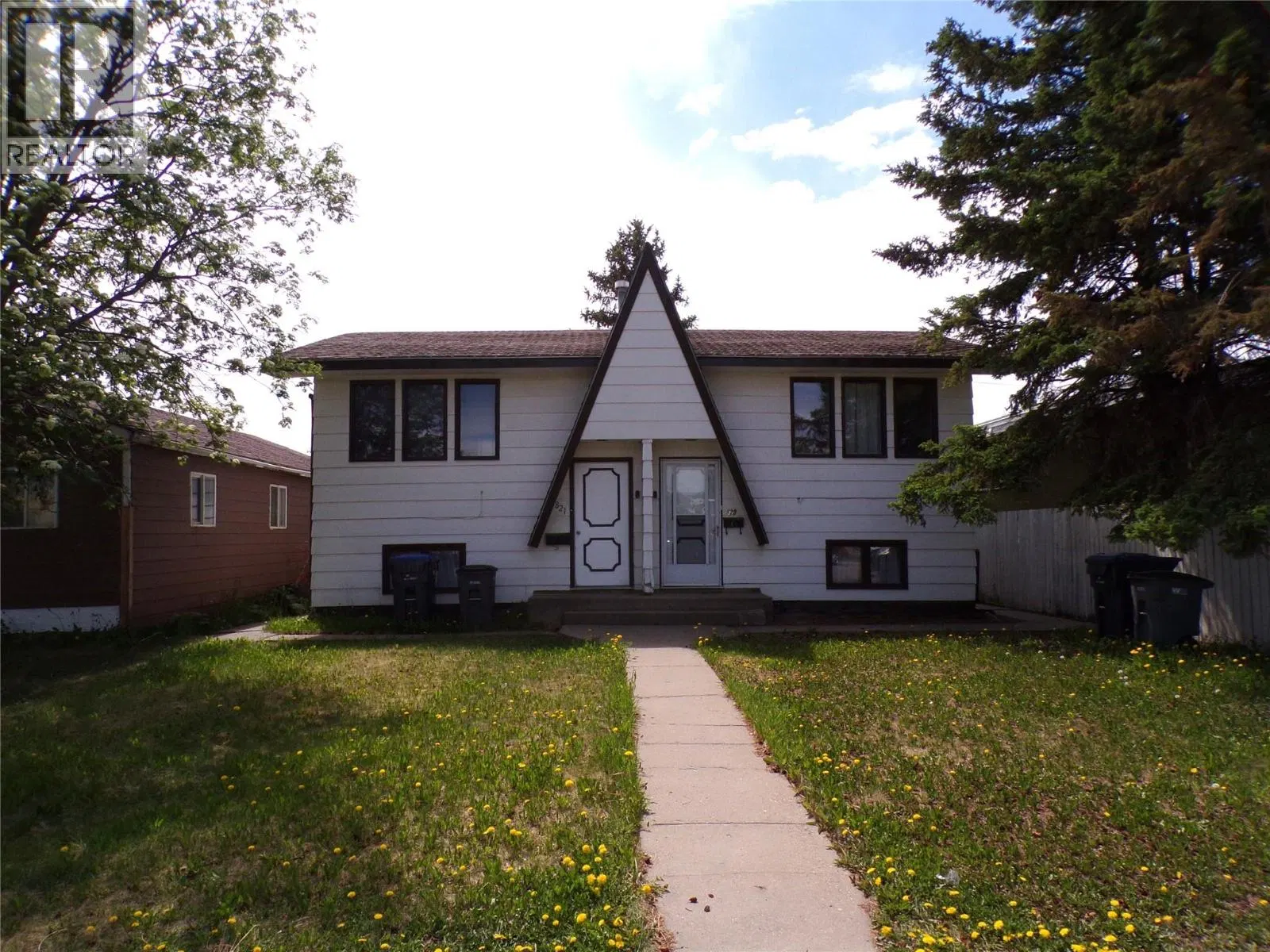Photo 1 of 8 at 821/823 105 Avenue
