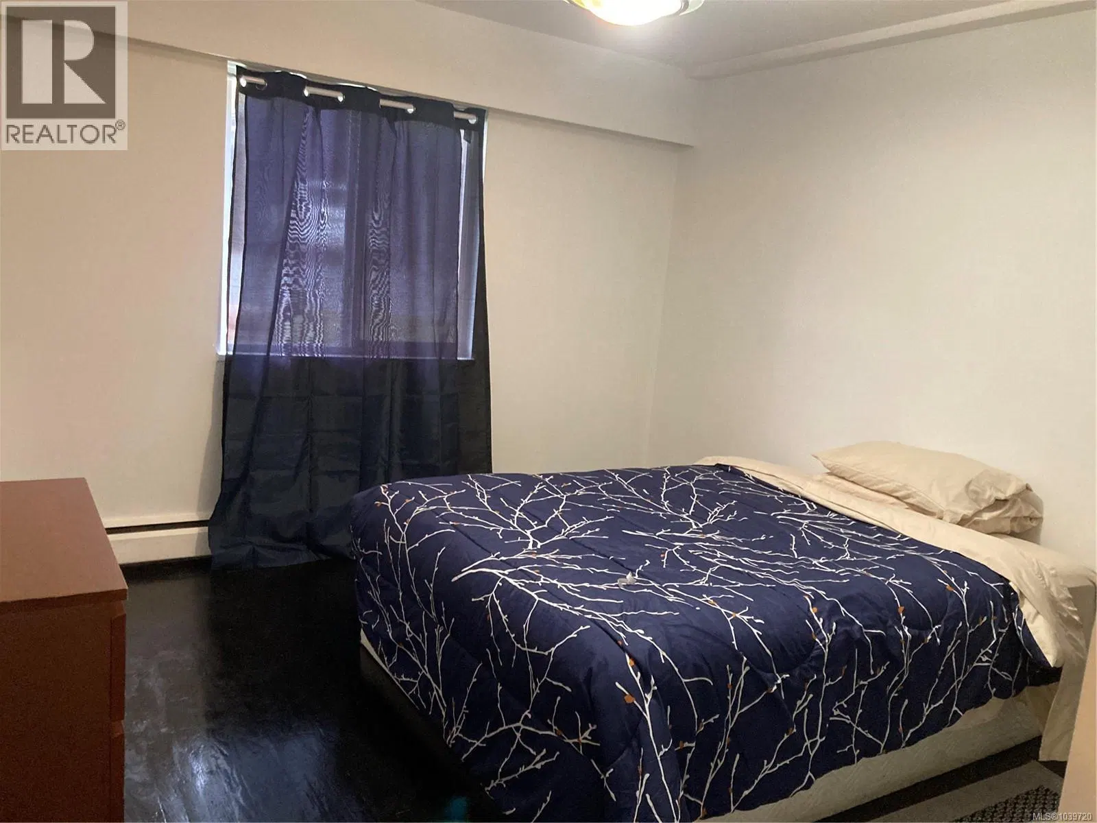Photo 4 of 6 at #405 – 1083 Maquinna Avenue