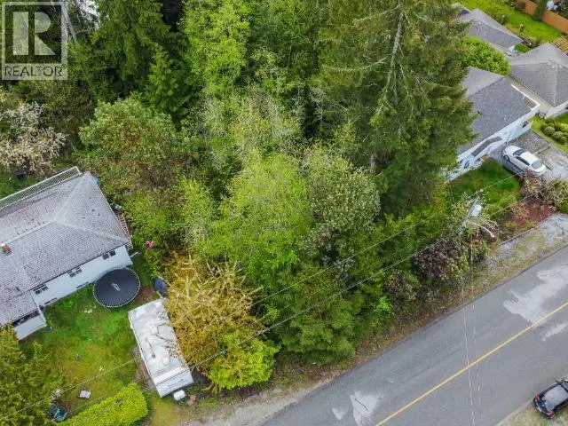 Photo 1 of 6 at Powell River