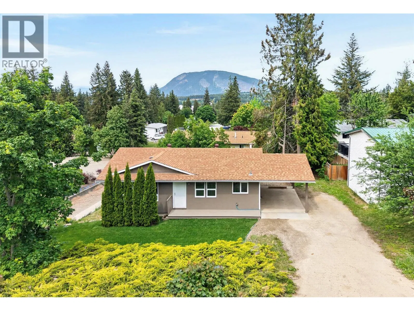 Photo 1 of 82 at 2731 Okanagan Avenue