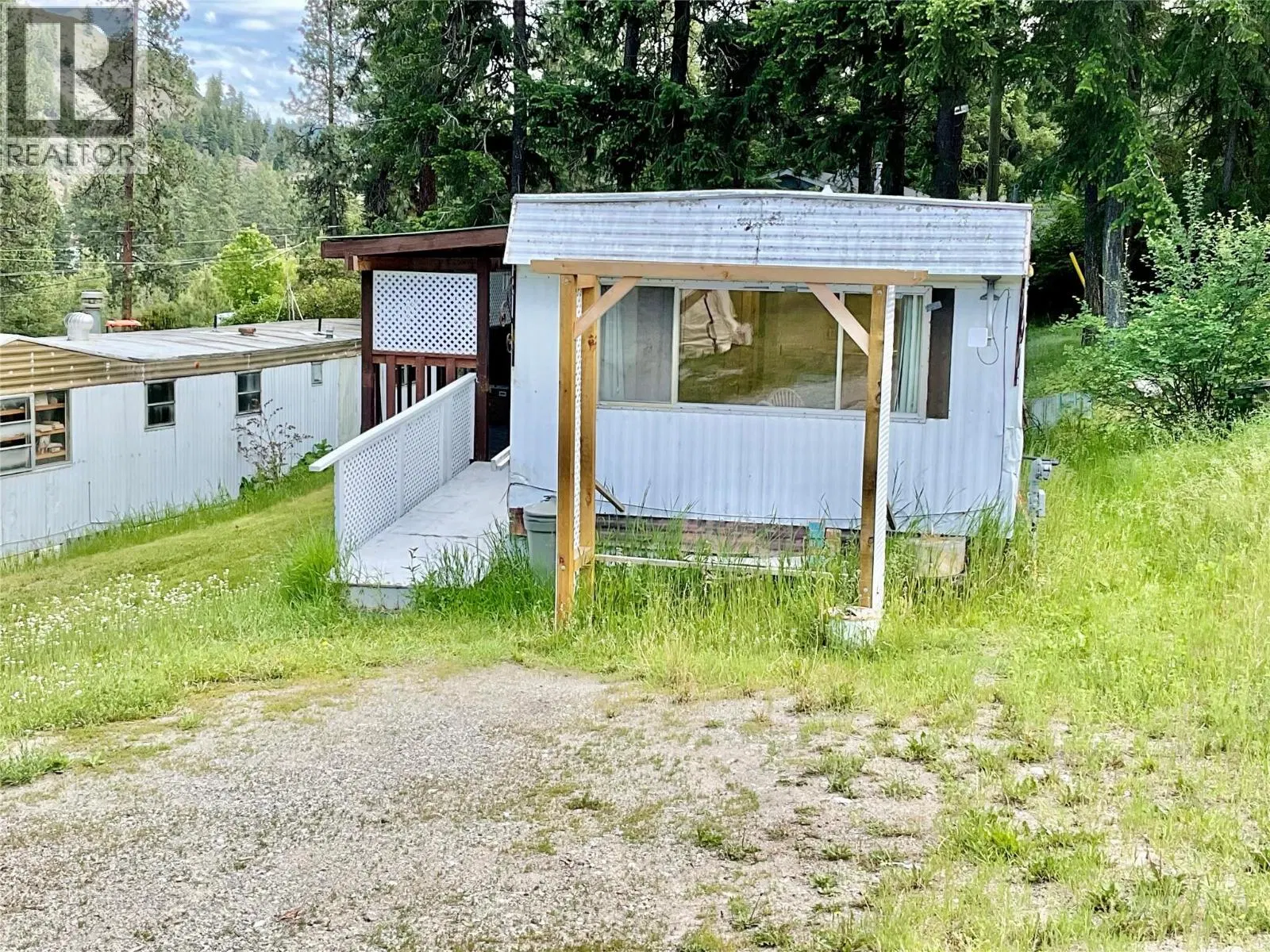 Photo 1 of 21 at #11 – 1675 33 Highway