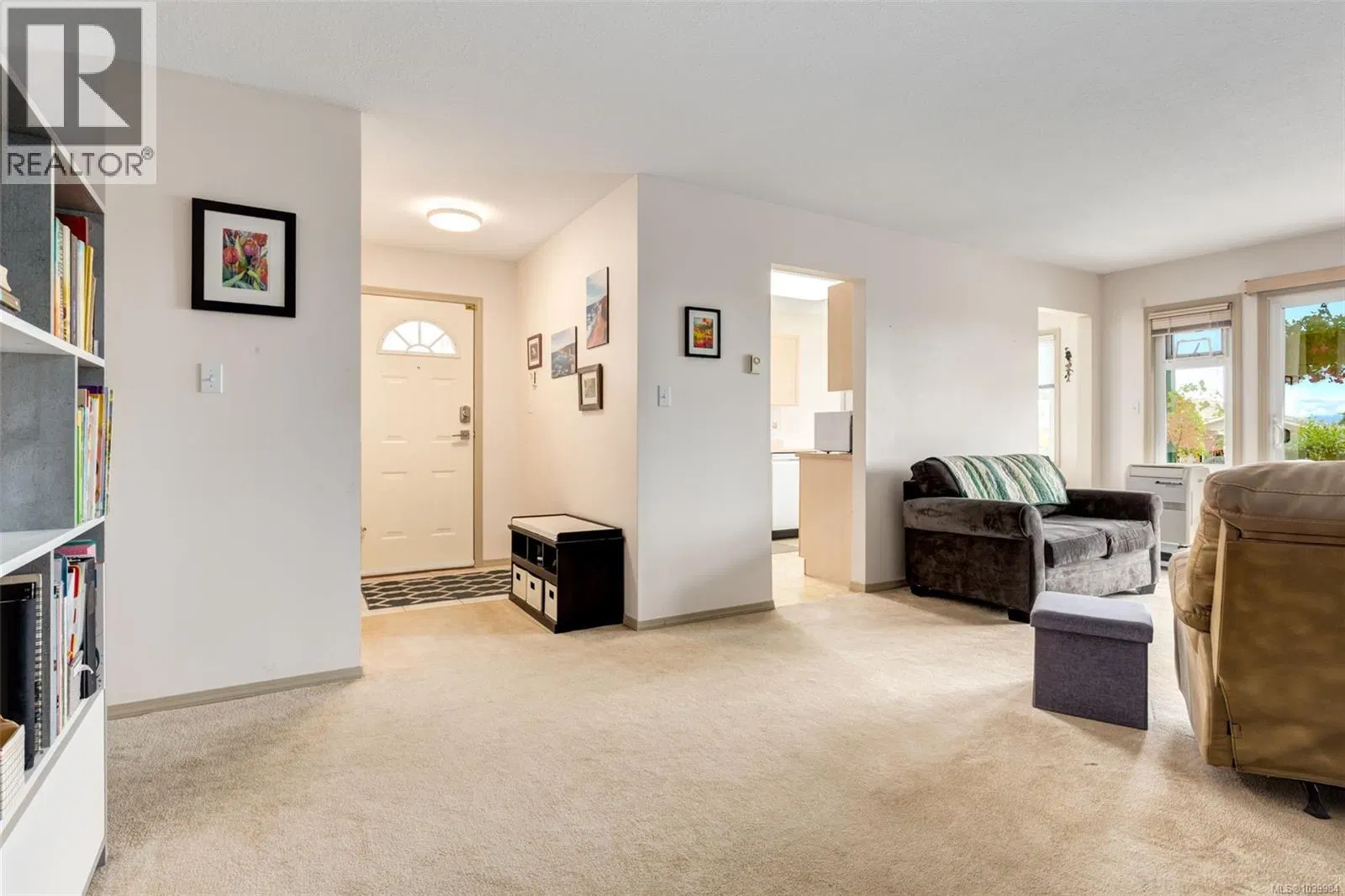 Photo 4 of 55 at 185 Bowlsby Street
