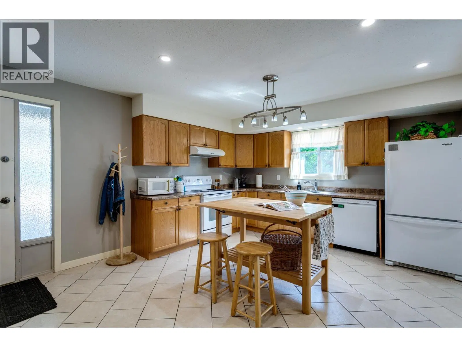Photo 3 of 42 at #1 – 500 Lester Road