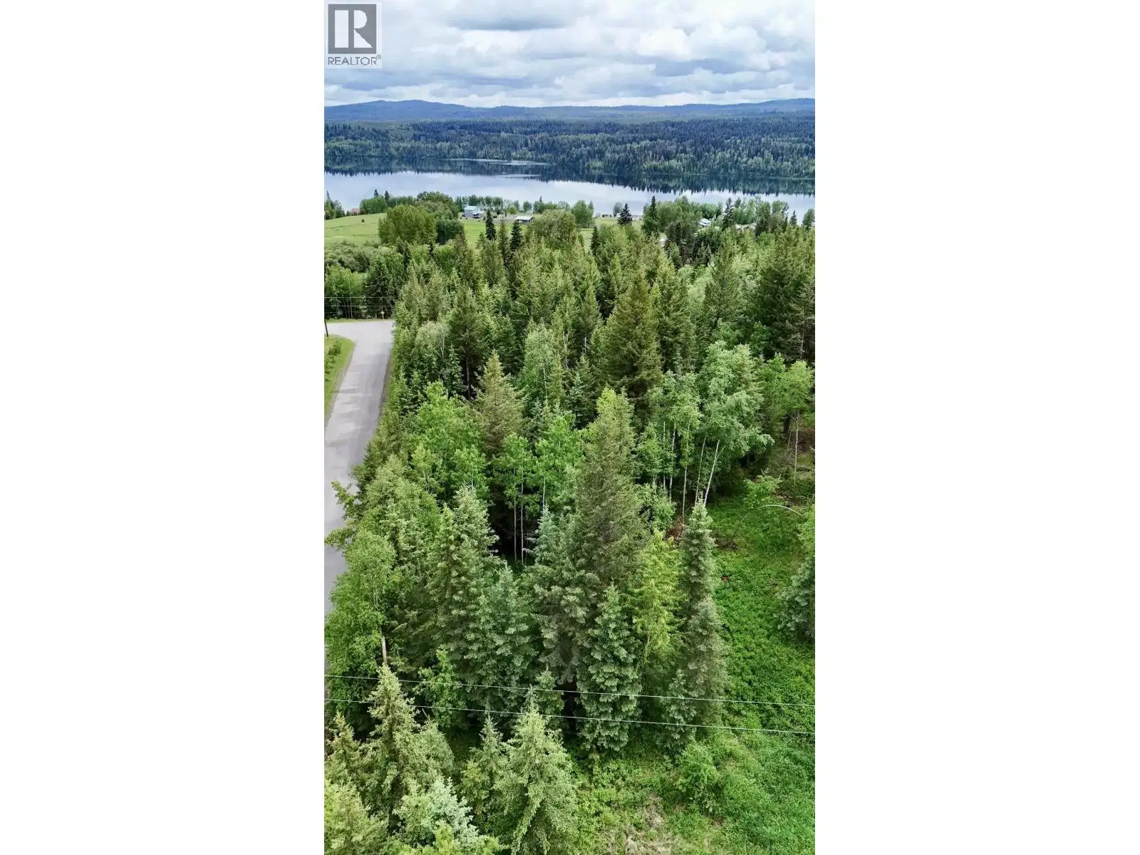 LOT – A BIG LAKE Road