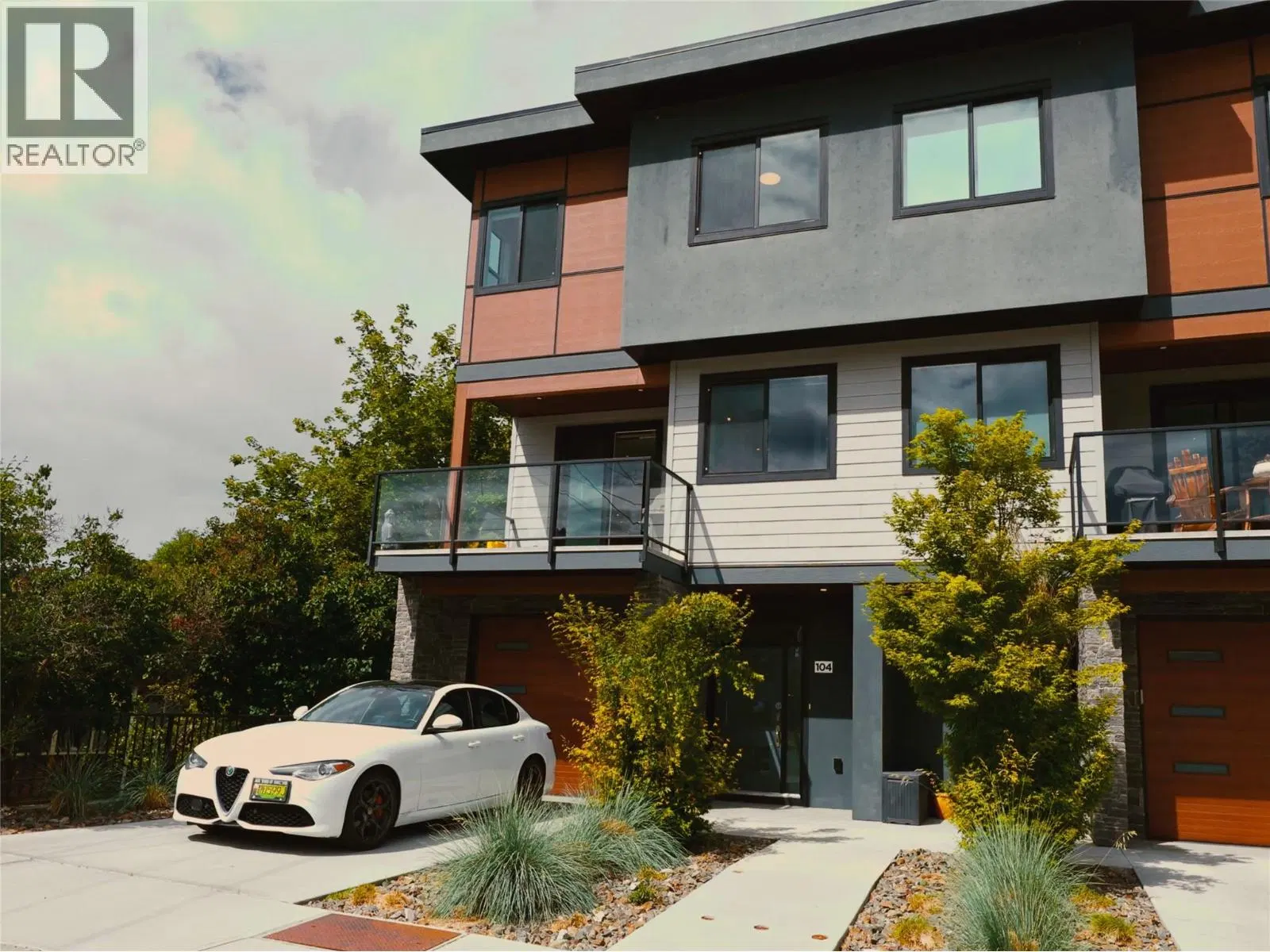 Photo 1 of 33 at #104 – 190 VANCOUVER Avenue