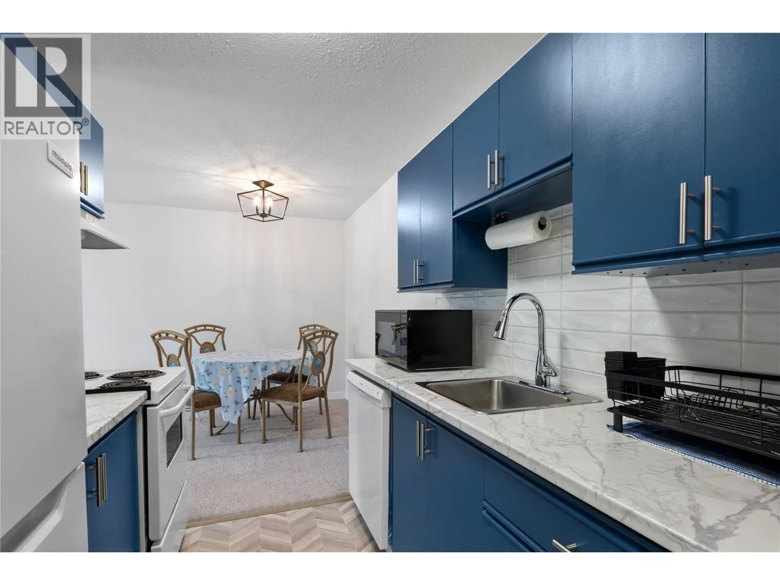 Photo 4 of 23 at #106 – 1760 BRUNNER Avenue