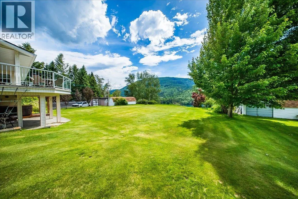 Photo 3 of 49 at 412 14th Avenue