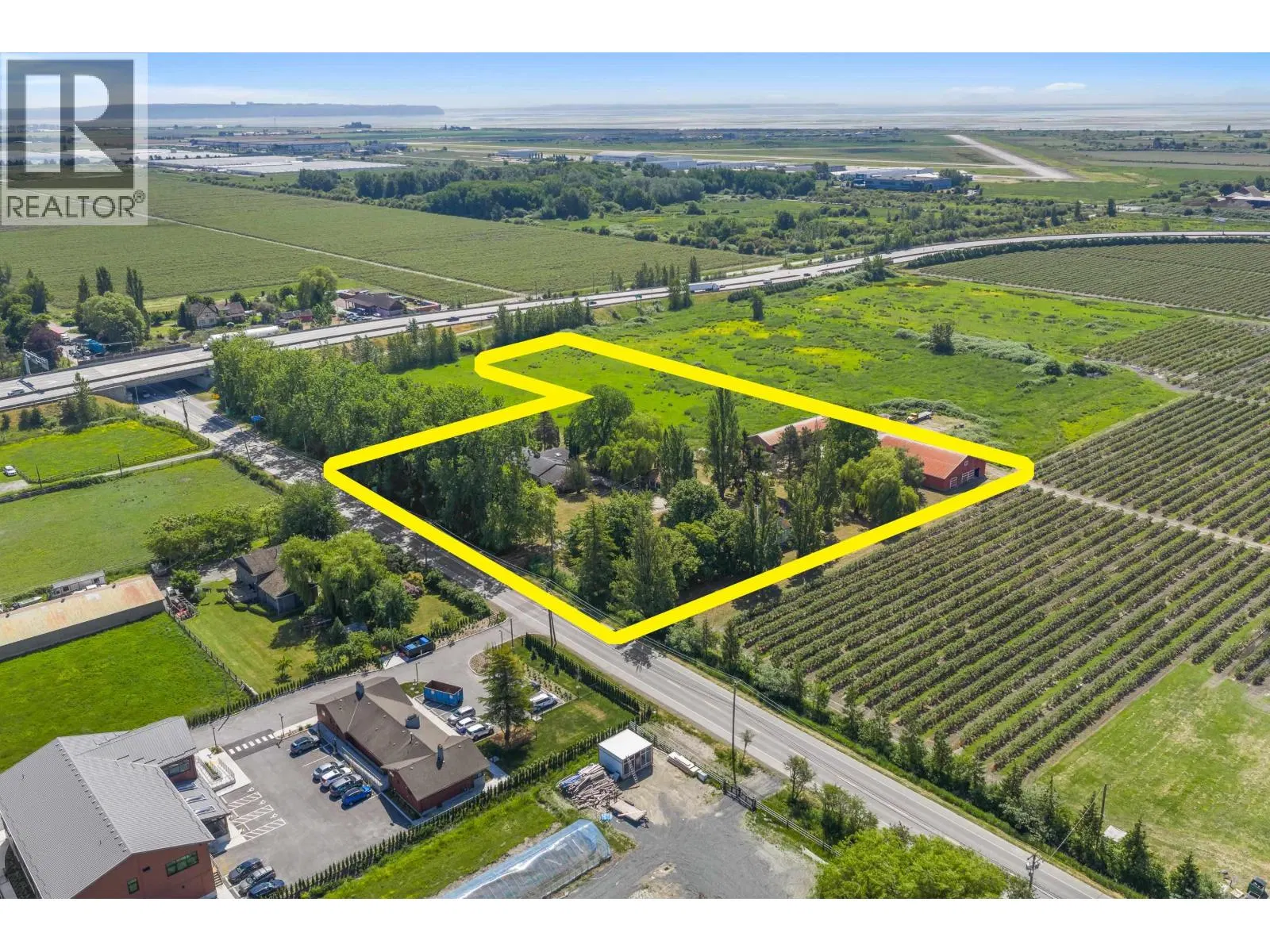 Photo 2 of 14 at 7064 LADNER TRUNK Road