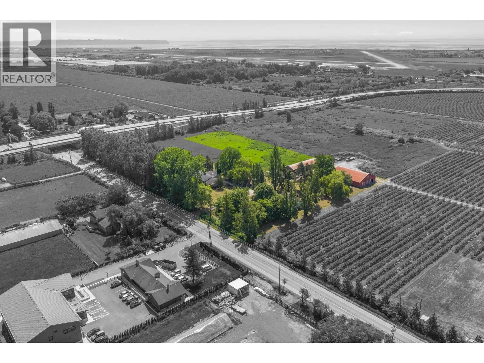 Photo 3 of 14 at 7064 LADNER TRUNK Road