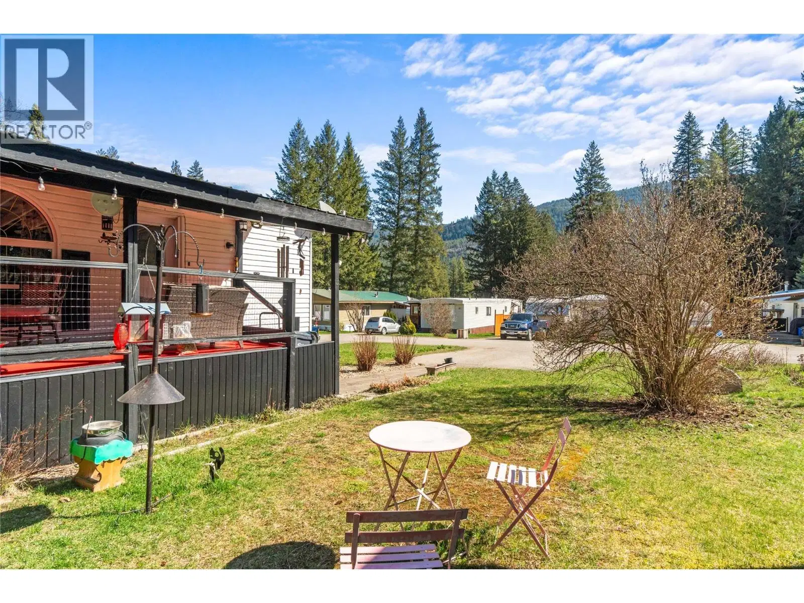 #15 – 3063 Hornsberger Road