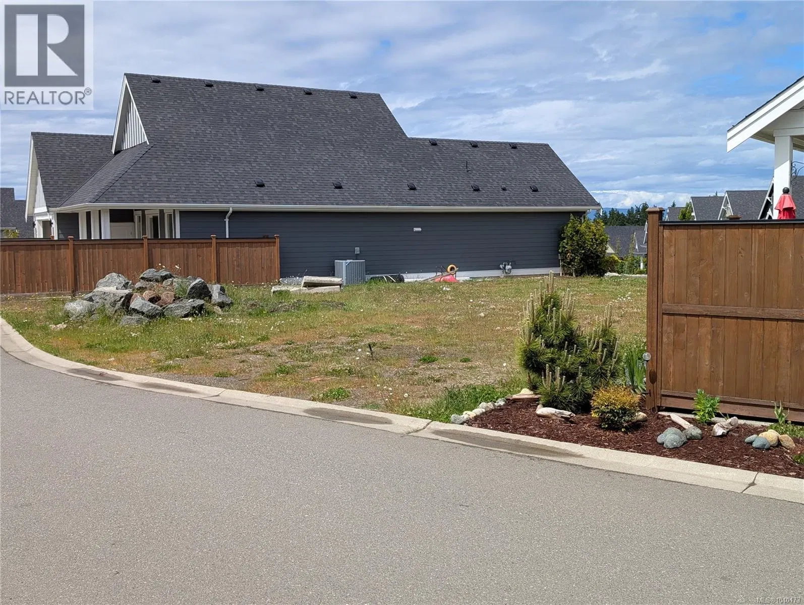 Photo 4 of 25 at Lot 43 – 669 Briarwood Drive