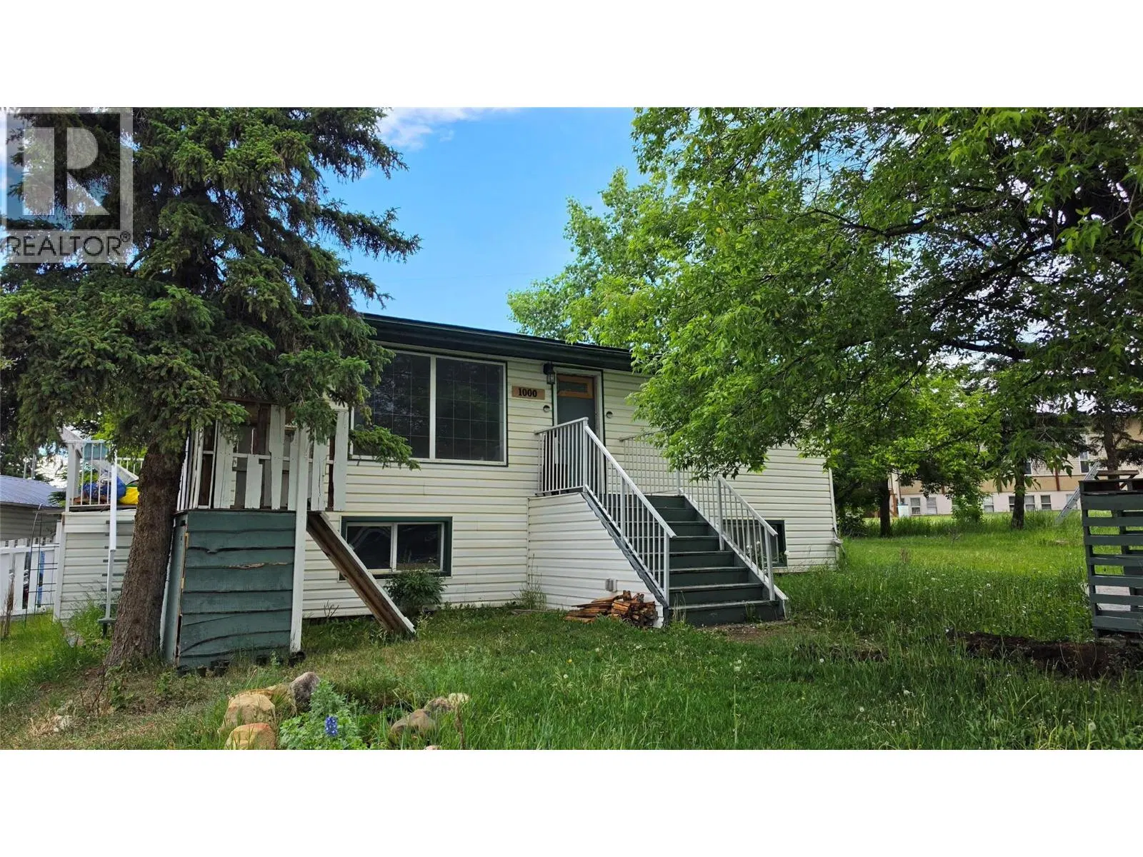Photo 1 of 5 at 1000 Reasbeck Crescent