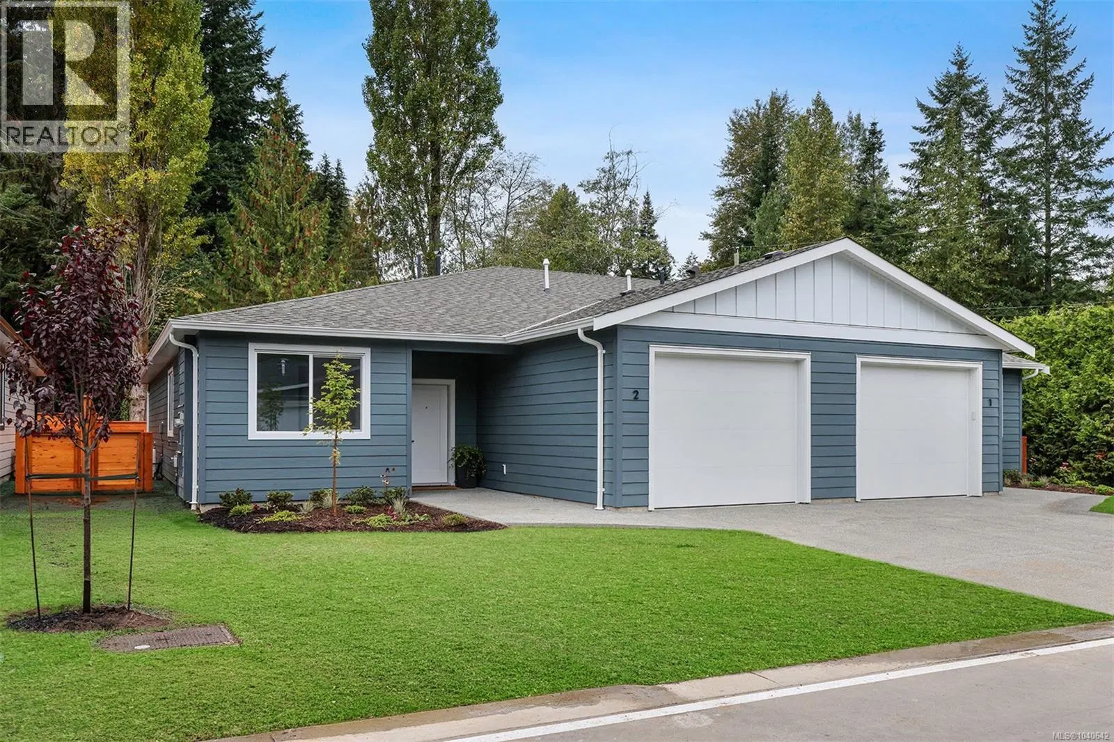 Photo 1 of 18 at #11 – 1505 Croation Road