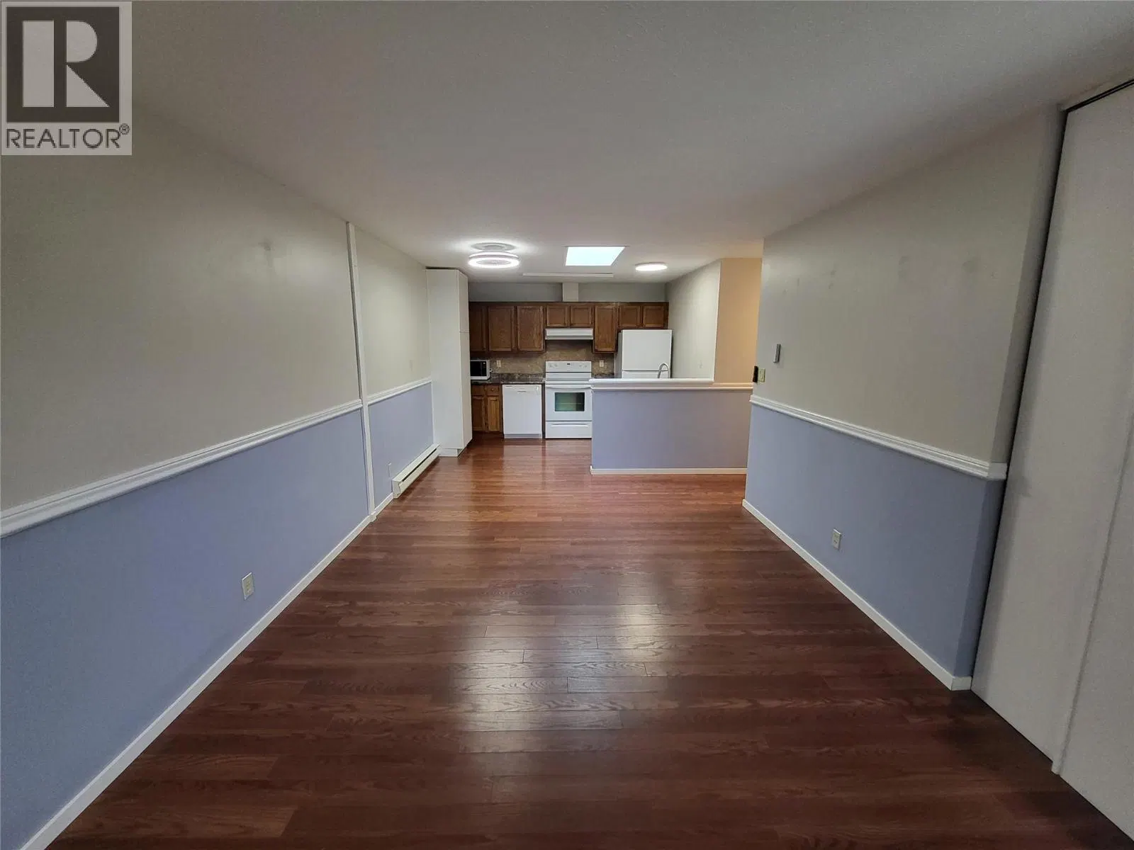 Photo 4 of 16 at #105 – 601 Wade Avenue