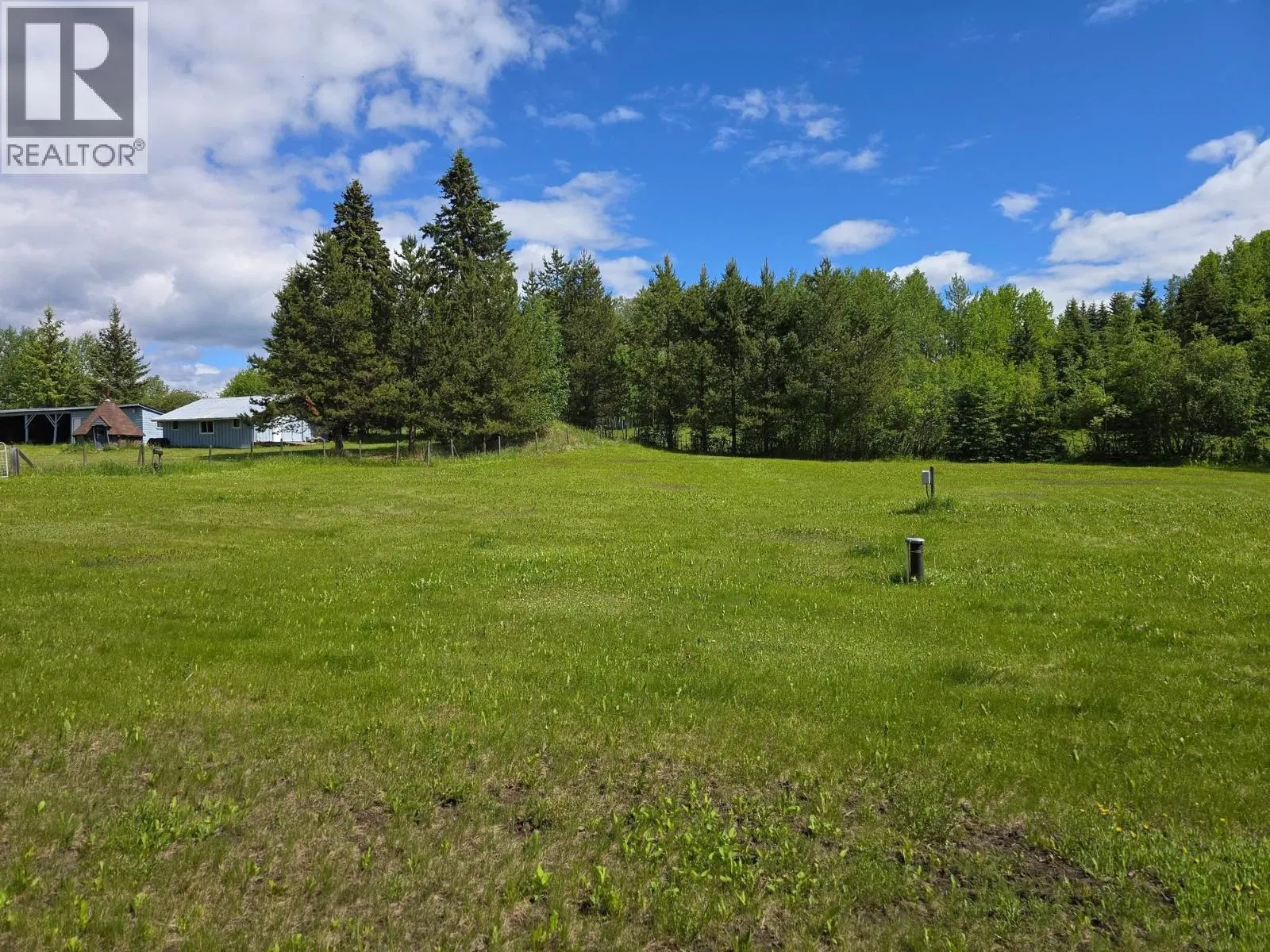 Photo 2 of 40 at 5710 HORSEFLY Road