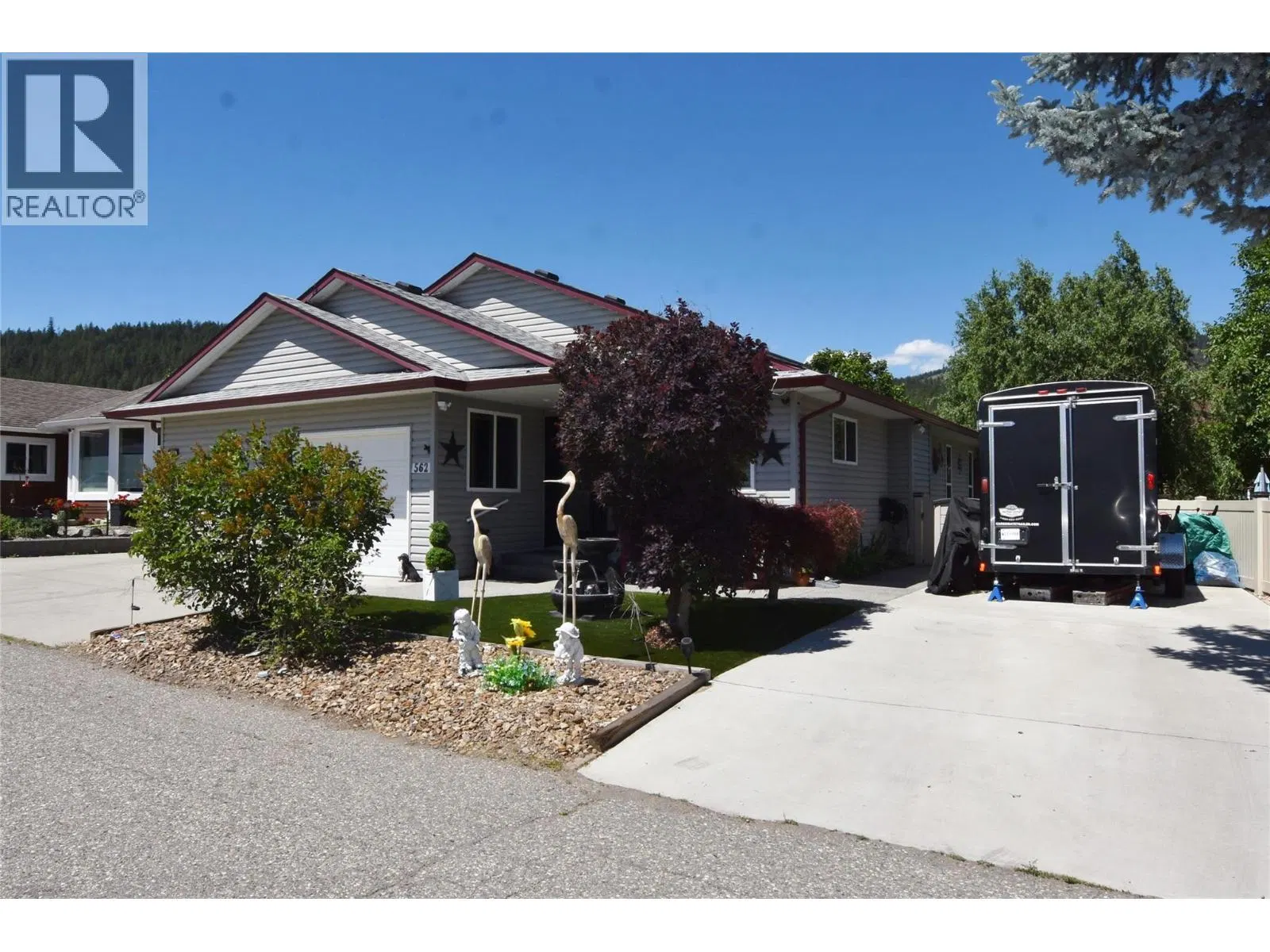 Photo 1 of 61 at 562 Meadowlark Avenue