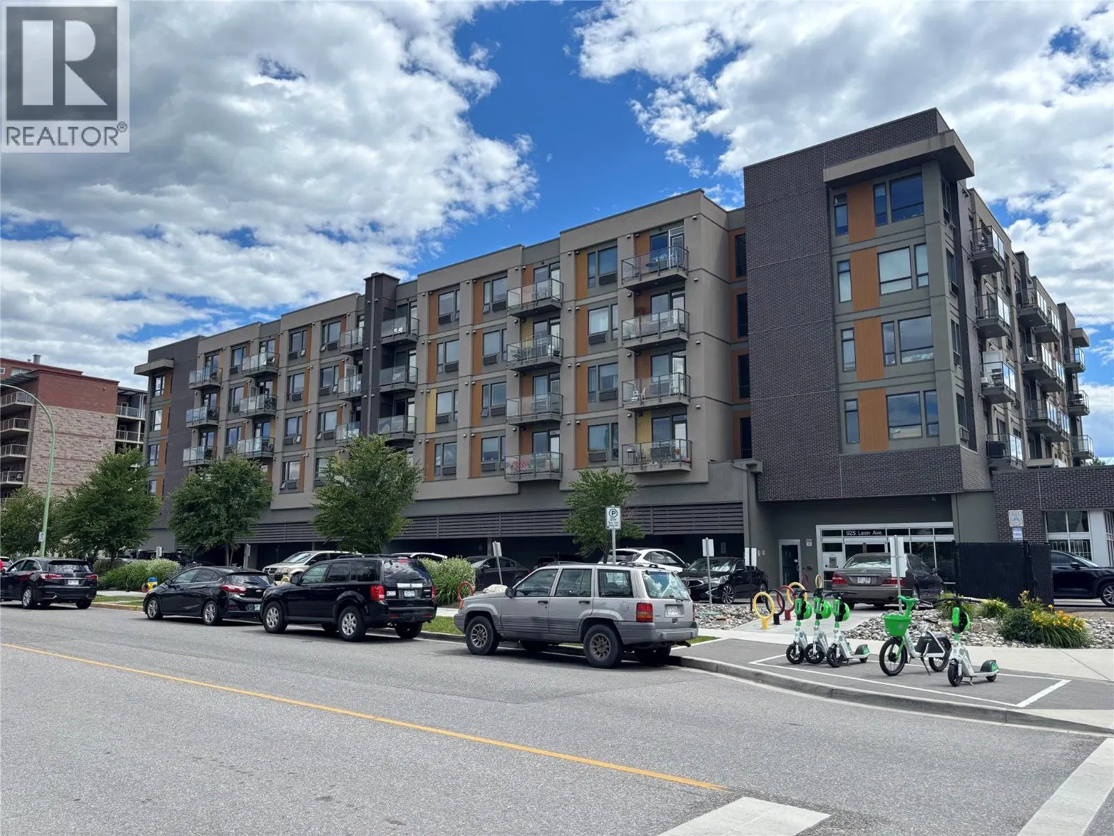 Photo 1 of 9 at #638 – 925 Leon Avenue