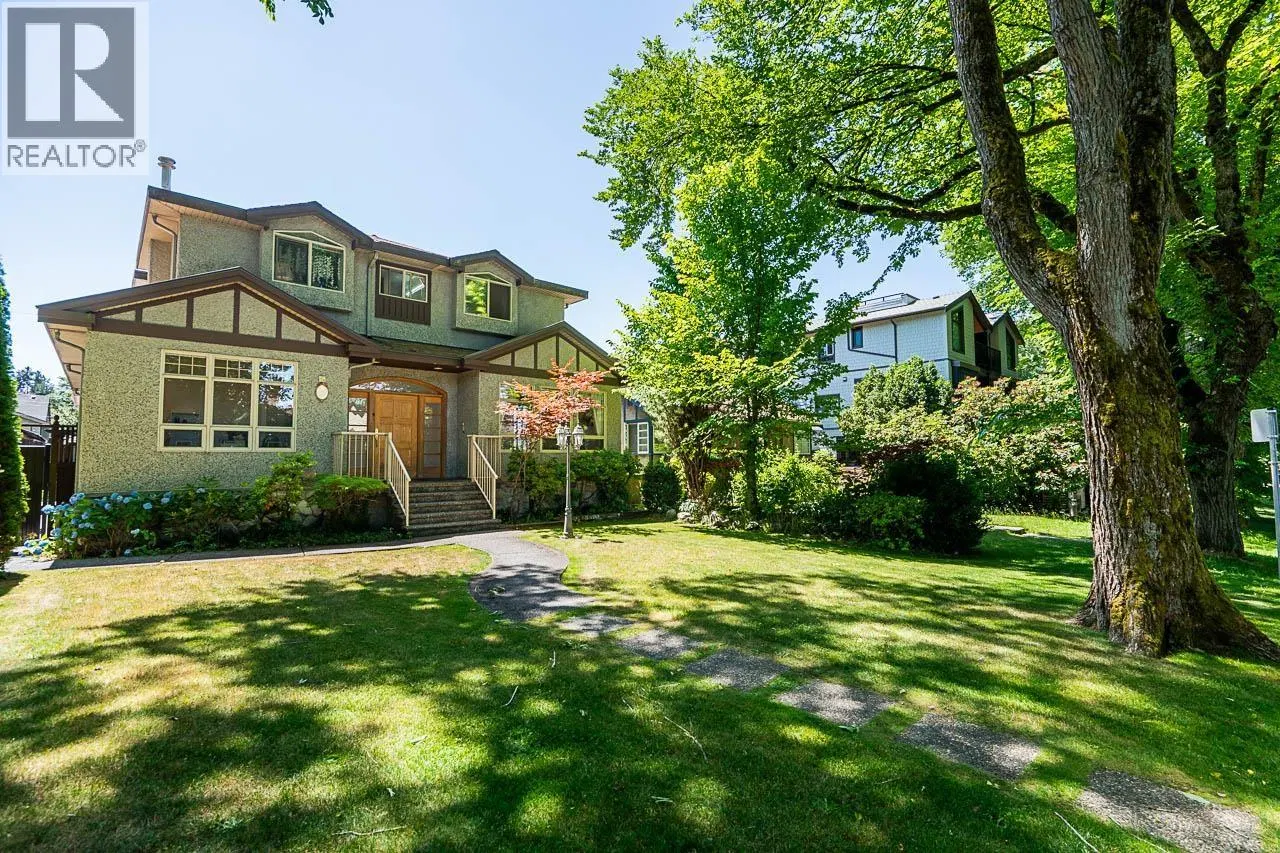 Photo 2 of 39 at 732 West 26TH Avenue