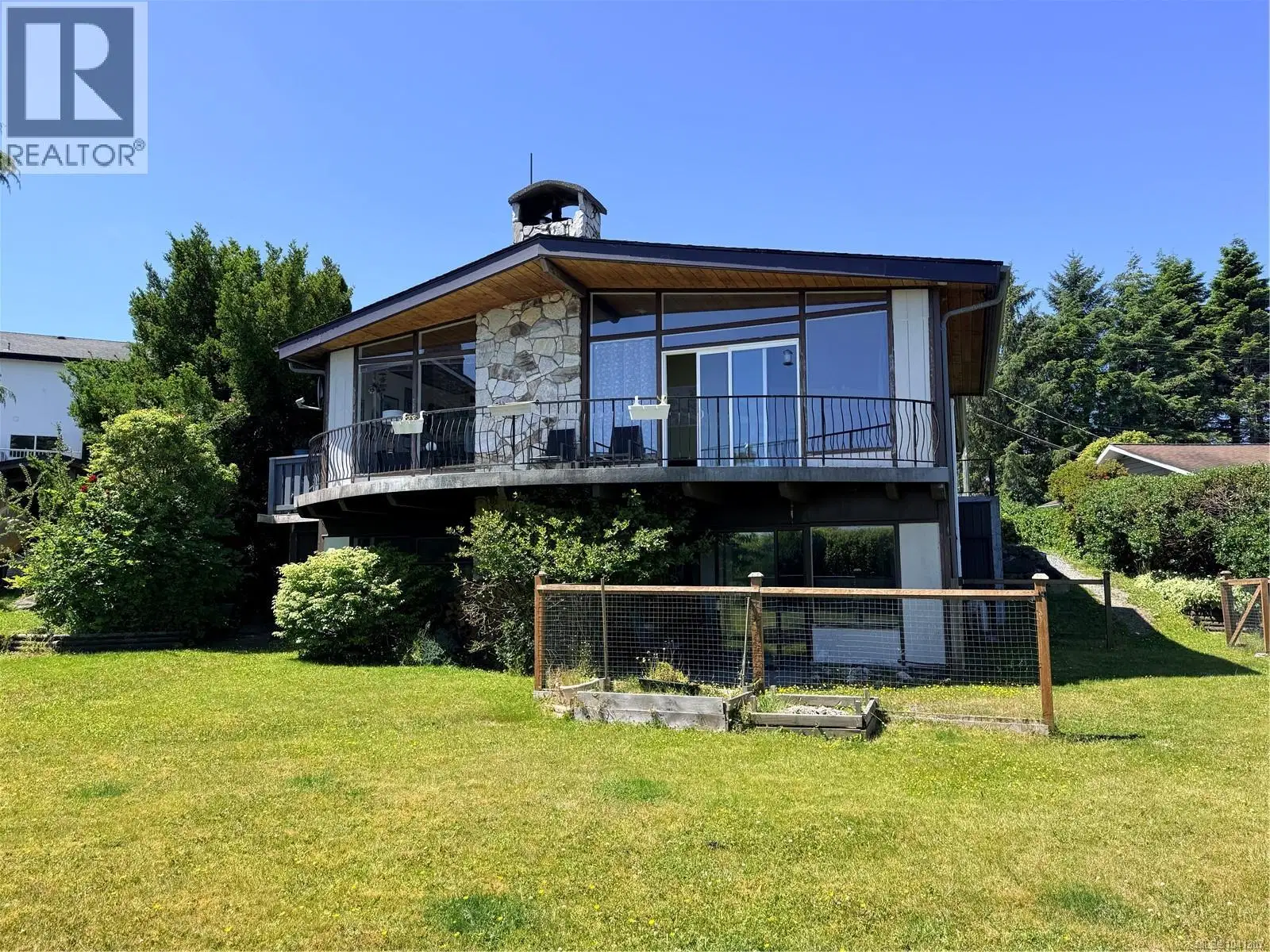 2472 Mountview Road