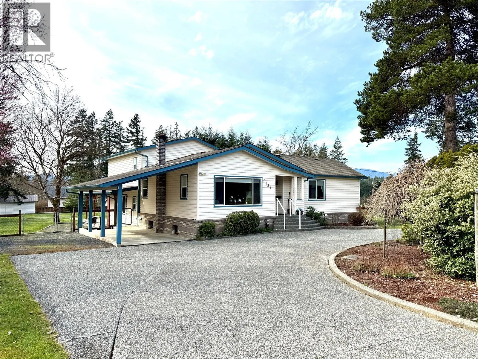 Photo 1 of 33 at 6131 Drinkwater Road