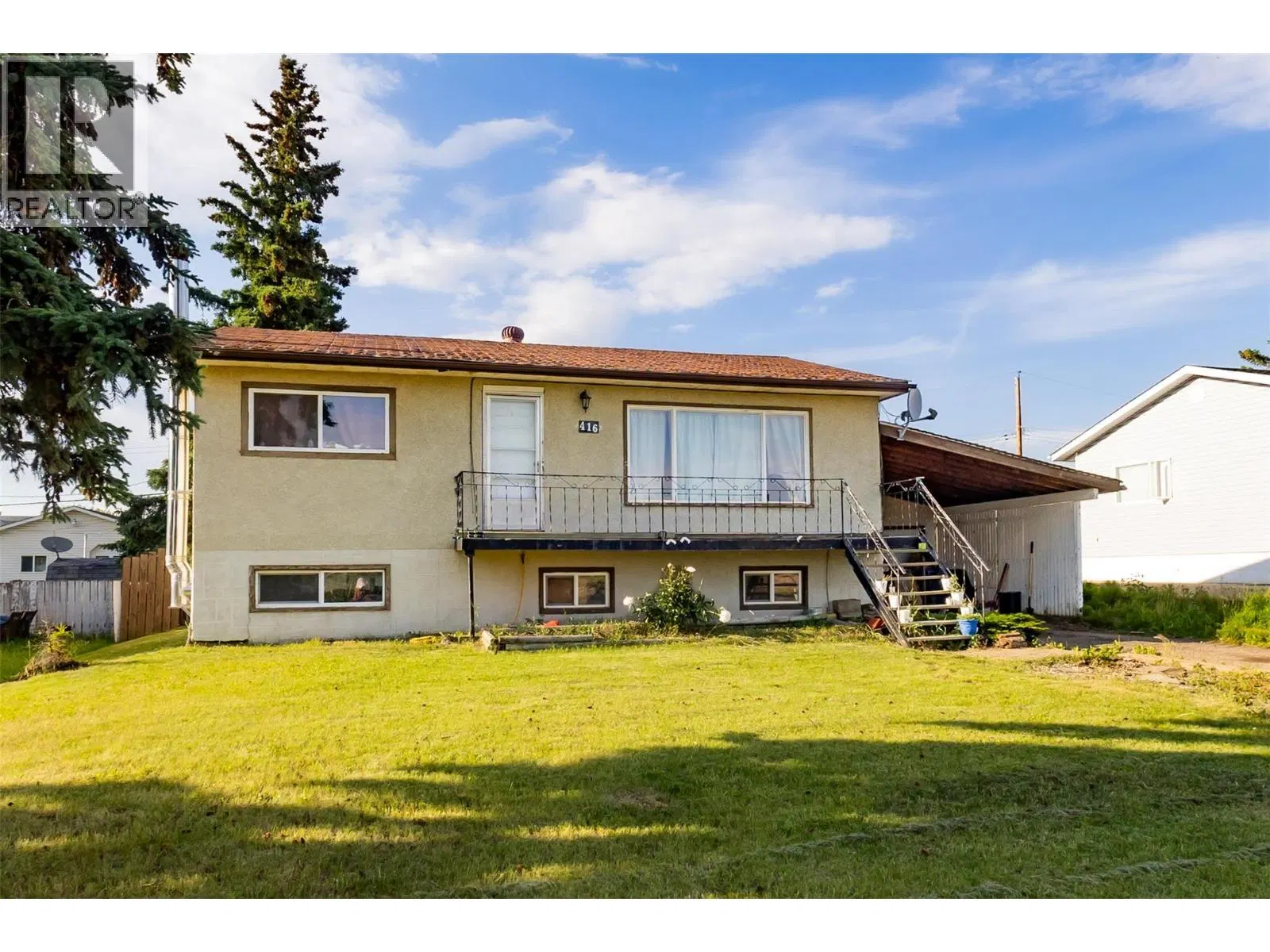Photo 1 of 5 at 416 96 Avenue