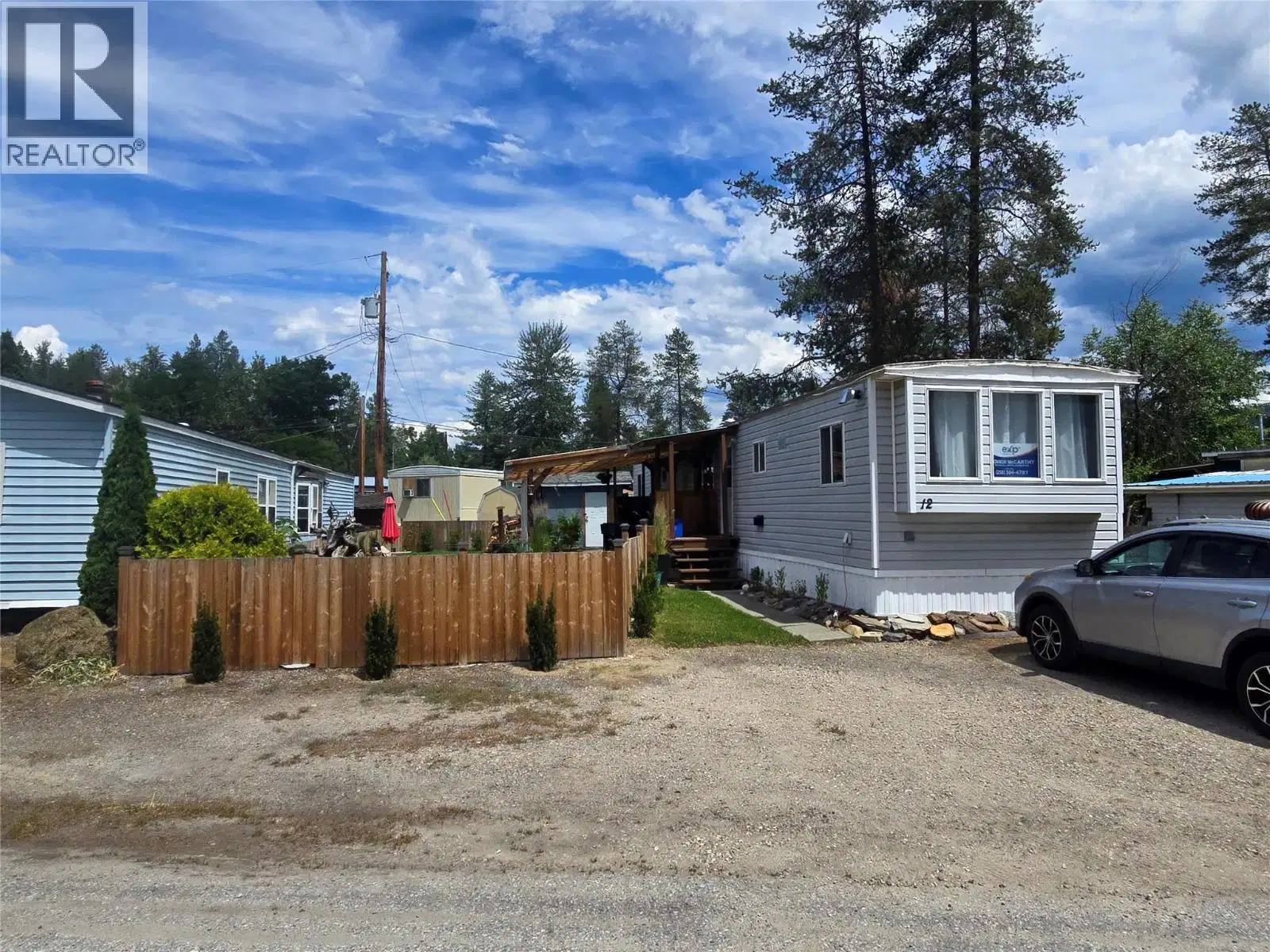 #12 – 500 16TH Avenue
