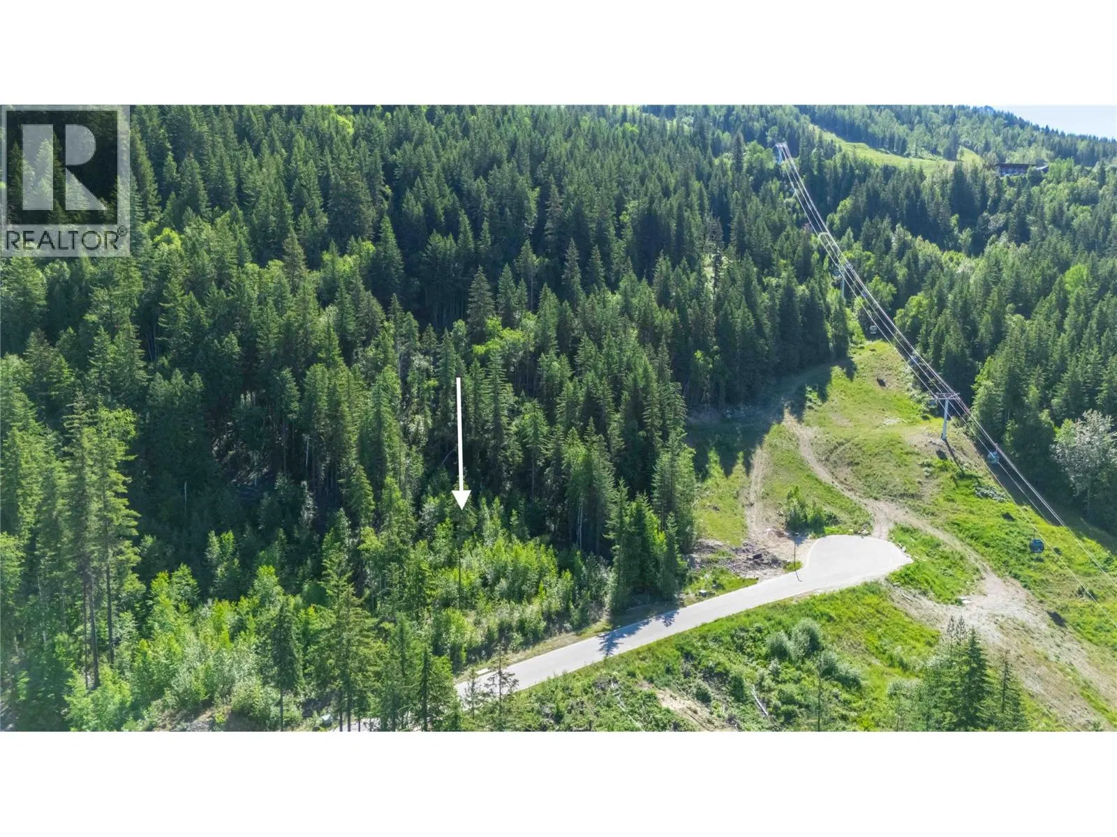 Photo 5 of 22 at 2465 Monashee Court