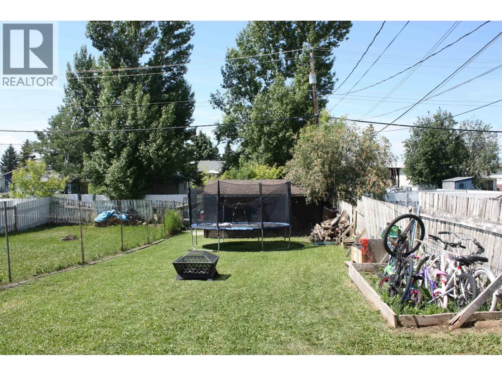 Photo 3 of 30 at 9114 86 Street
