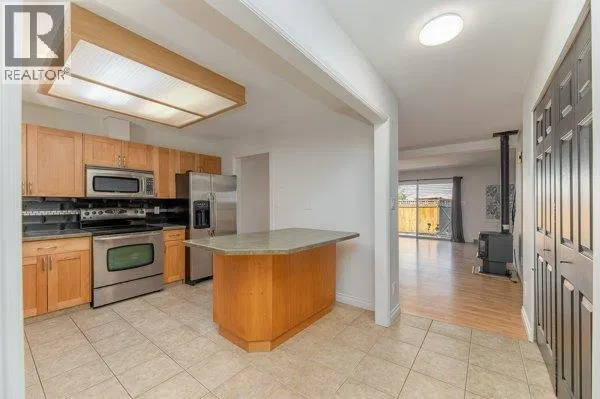 Photo 3 of 16 at #113 – 3315 Wilson Street