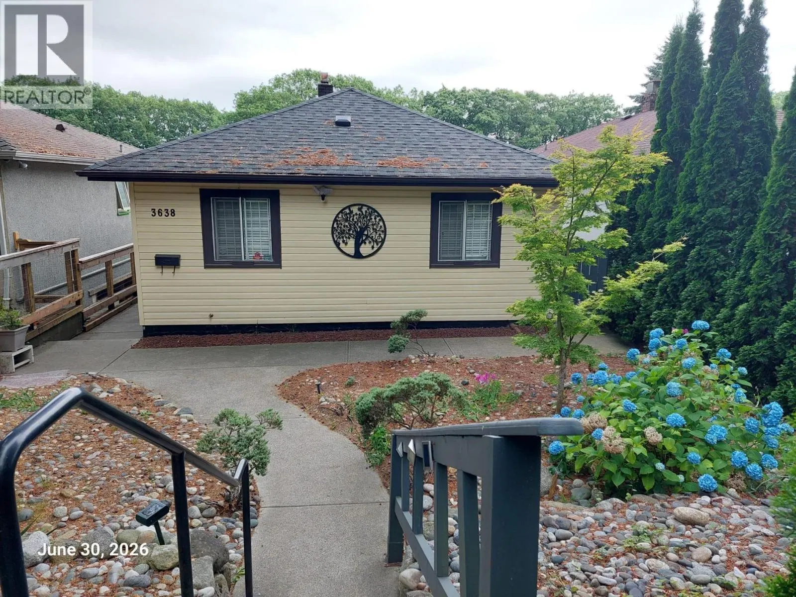 Photo 1 of 14 at 3638 East PENDER Street