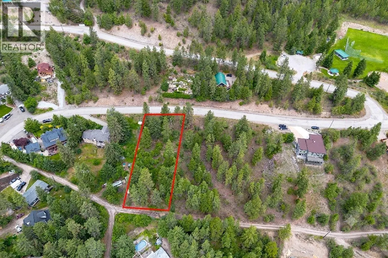 Photo 3 of 26 at 10745 Westshore Road