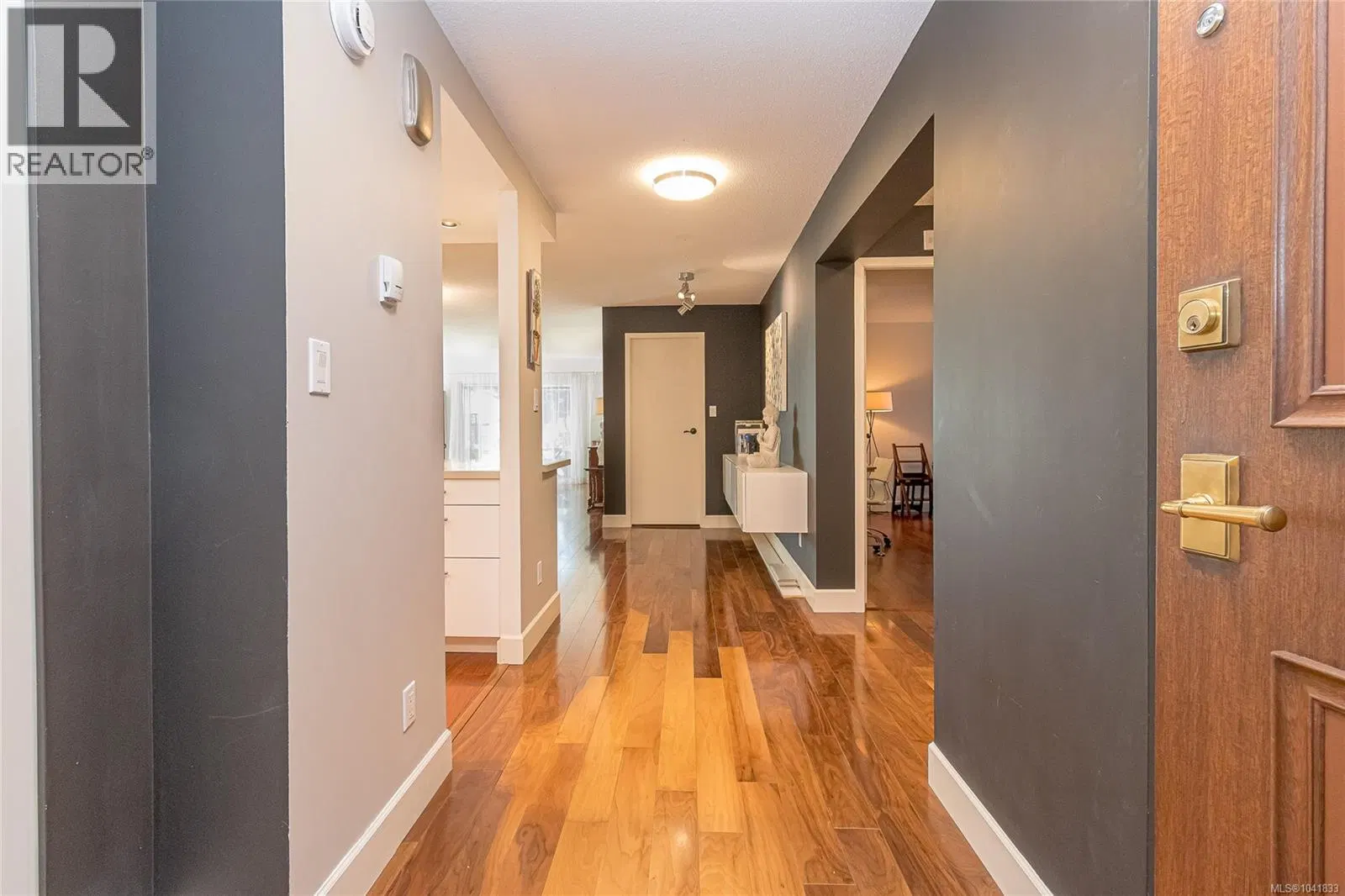 Photo 5 of 48 at #301 – 2930 Cook Street